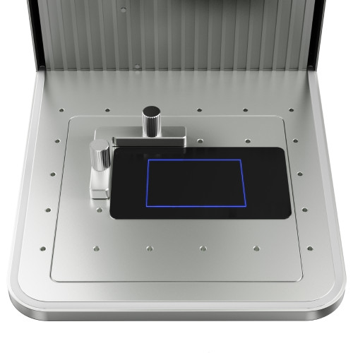 xTool F1: Cel mai rapid gravor laser portabil cu laser IR + diodă
